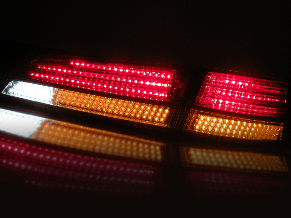 LEDテール加工