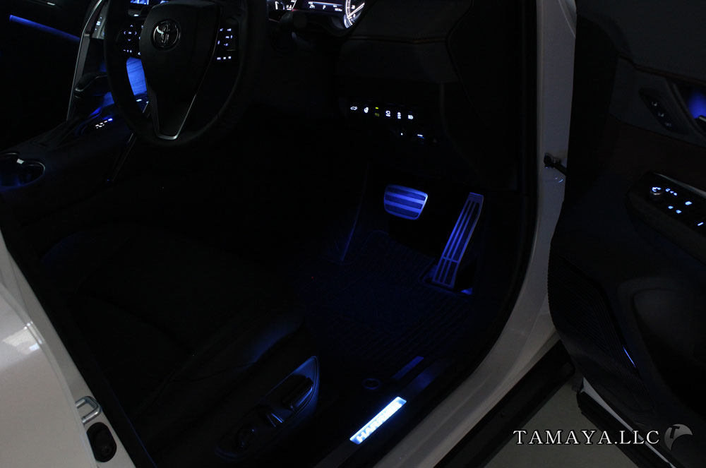 2178円 買い取り 送料無料 LEDフットランプ トヨタ ハリアー 型式：80 85 8色選択可 調光機能付 純正には無い明るさ しっかり足元照らす ST